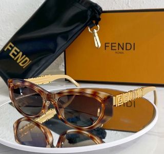 Fendi Sunglasses 395